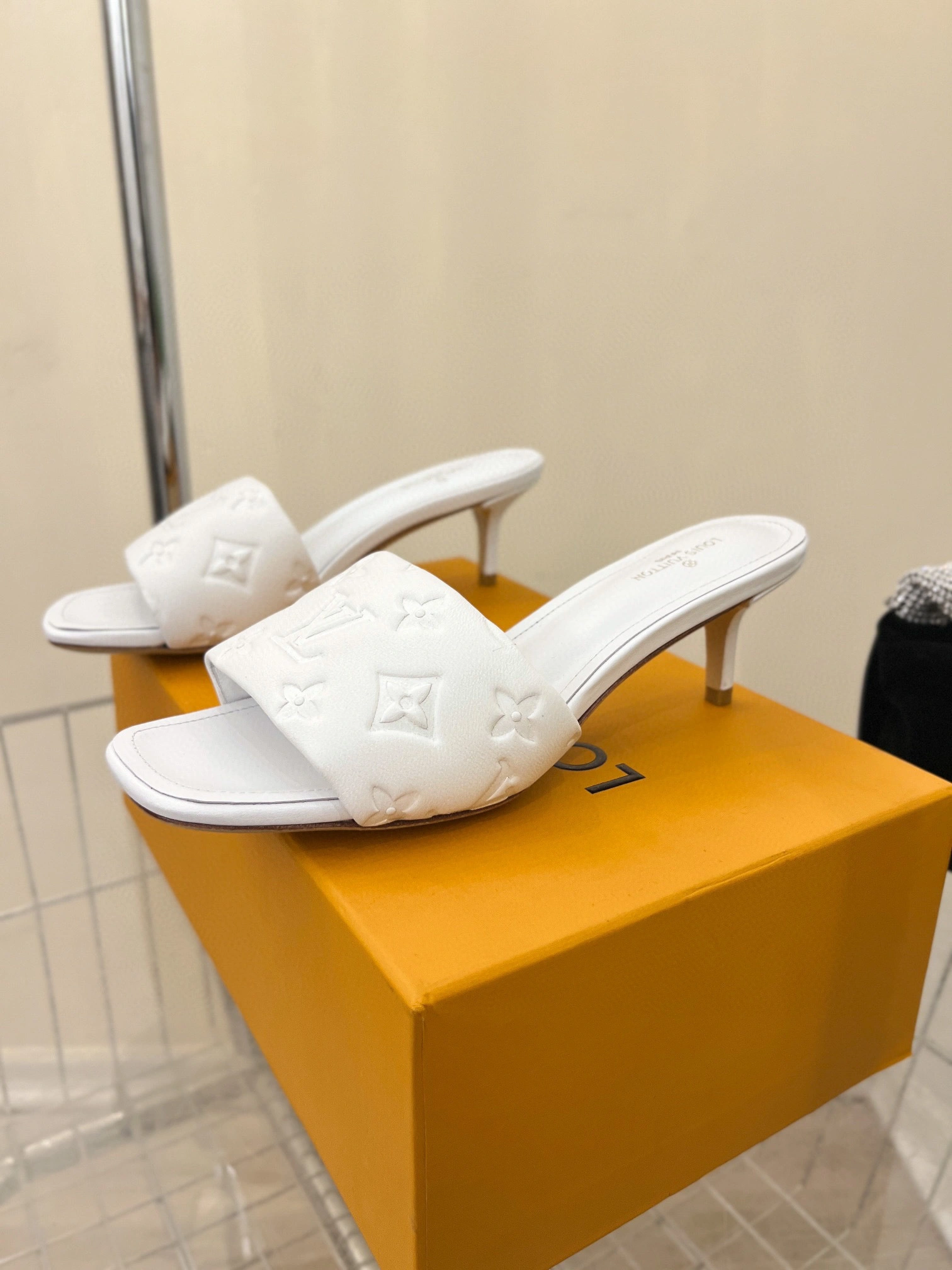 coco-- 1A9OXG Heel height5.5CM item:B-X00D2513L